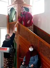 Babaeski'de Kadınlar Ramazan Öncesi Camiyi Temizledi